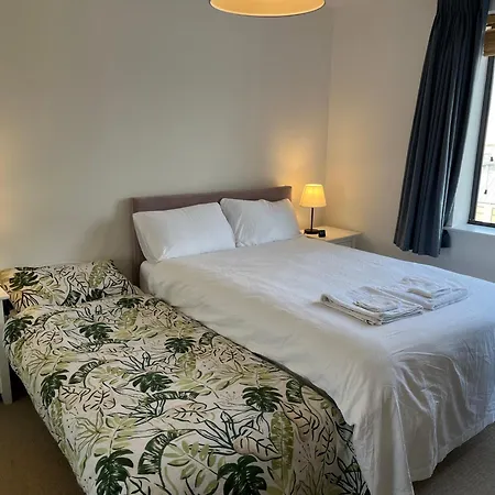 Apartment Elegant Entire In Dublin's Royal Canal- Peaceful &