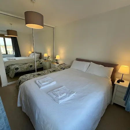Elegant Entire In Dublin's Royal Canal- Peaceful & Appartement *